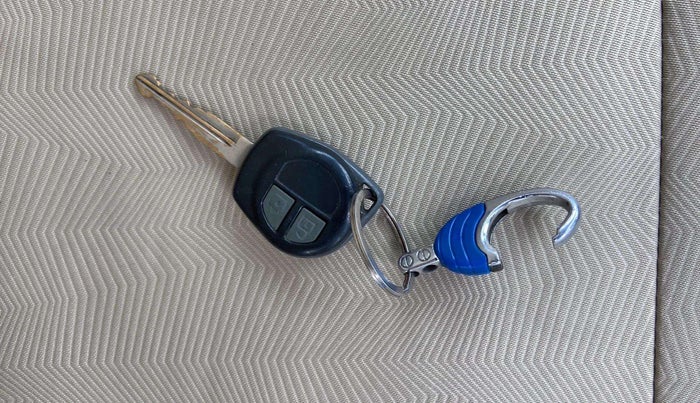 2018 Maruti Ertiga VDI SHVS, Diesel, Manual, 72,064 km, Key Close Up