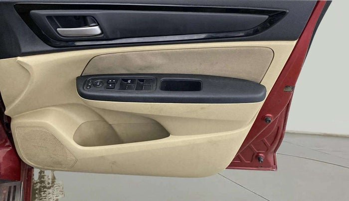 2019 Honda Amaze 1.2L I-VTEC S, CNG, Manual, 74,390 km, Driver Side Door Panels Control