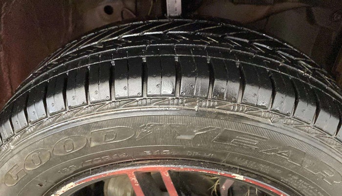 2019 Honda Amaze 1.2L I-VTEC S, CNG, Manual, 74,390 km, Right Front Tyre Tread