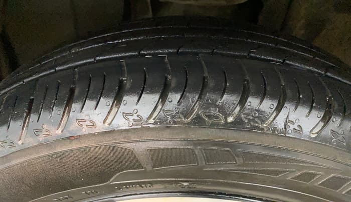 2022 Nissan MAGNITE XV PREMIUM TURBO (O), Petrol, Manual, 59,931 km, Left Front Tyre Tread