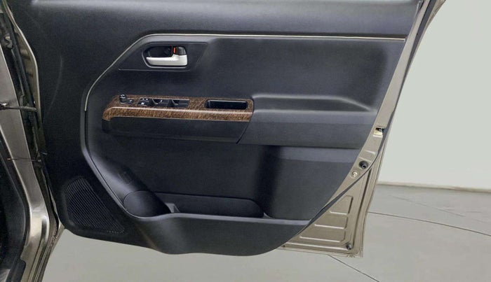 2019 Maruti New Wagon-R ZXI 1.2, Petrol, Manual, 58,677 km, Driver Side Door Panels Control