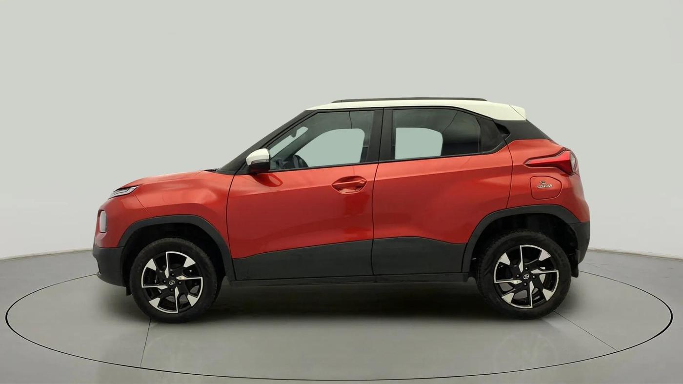 2022 Tata PUNCH CREATIVE IRA 1.2 RTN DUAL TONE, Petrol, Manual, 30,561 km, Left Side