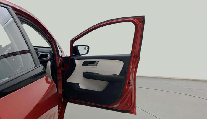 2023 Tata ALTROZ XZ PLUS SUNROOF CNG, CNG, Manual, 44,763 km, RHS Front Door
