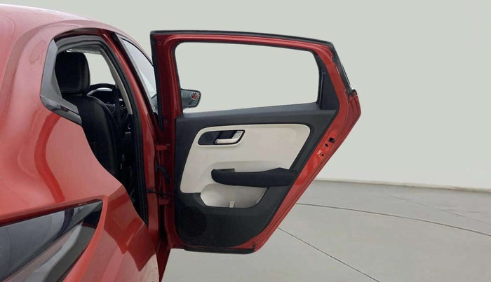 2023 Tata ALTROZ XZ PLUS SUNROOF CNG, CNG, Manual, 44,763 km, RHS Rear Door
