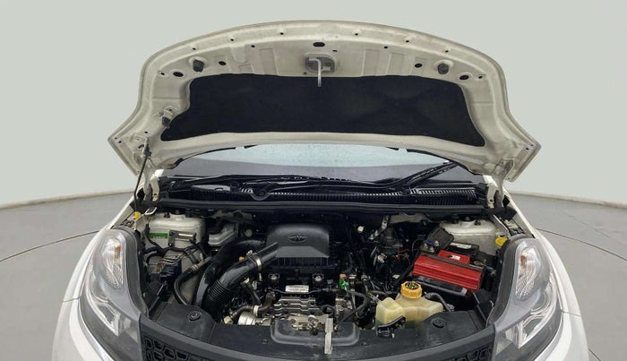 2018 Tata NEXON XZ PLUS PETROL, CNG, Manual, 57,510 km, Open Bonet