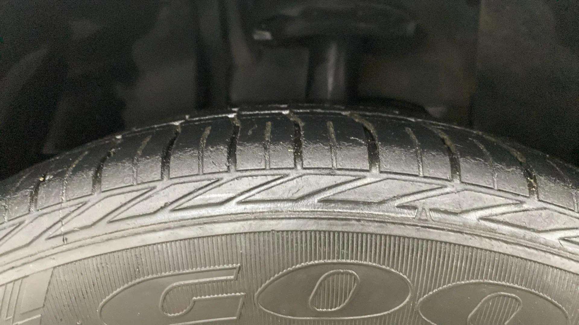 LHS-Front-Tyre-Tread-20