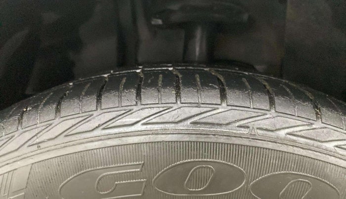2018 Tata NEXON XZ PLUS PETROL, CNG, Manual, 57,510 km, Left Front Tyre Tread