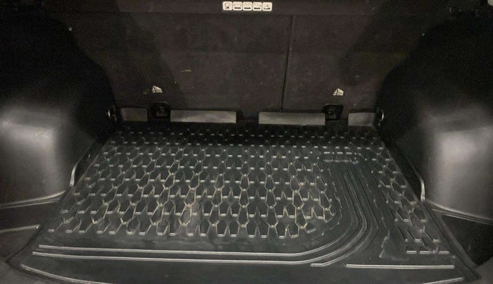 2018 Jeep Compass LIMITED 1.4 PETROL AT, Petrol, Automatic, 75,961 km, Boot Open Zoomed View