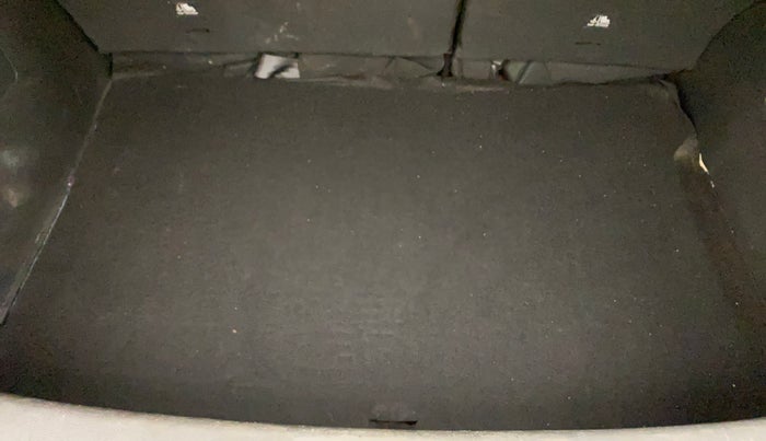 2023 Nissan MAGNITE XV PREMIUM, Petrol, Manual, 12,359 km, Boot Inside