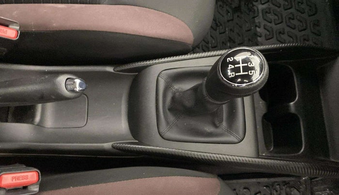 2023 Maruti FRONX DELTA CNG 1.2 MT, CNG, Manual, 29,195 km, Gear Lever