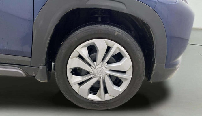 2023 Maruti FRONX DELTA CNG 1.2 MT, CNG, Manual, 29,195 km, Right Front Wheel