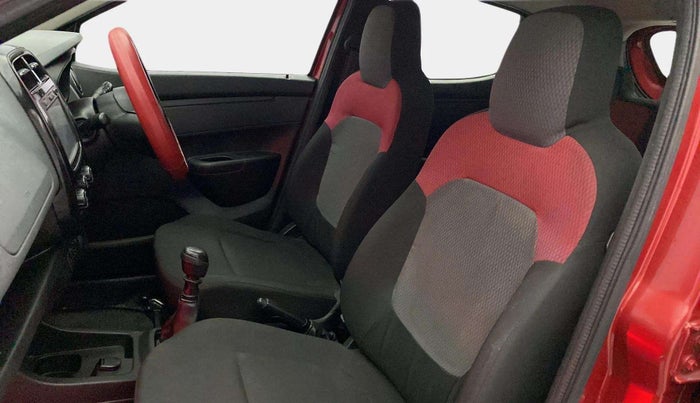 2017 Renault Kwid RXT 1.0, Petrol, Manual, 63,431 km, Right Side Front Door Cabin