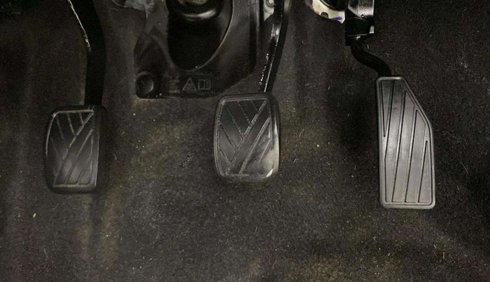 2022 Maruti IGNIS ZETA 1.2, Petrol, Manual, 69,130 km, Pedals