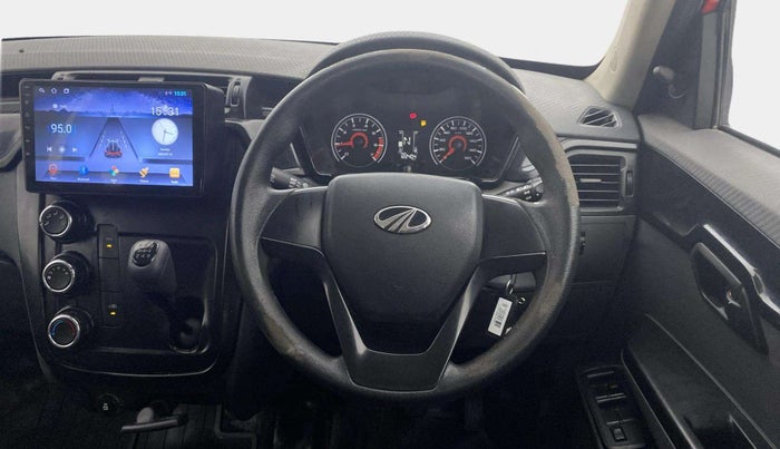2018 Mahindra KUV 100 NXT K2 P 6 STR, Petrol, Manual, 1,22,395 km, Steering Wheel Close Up