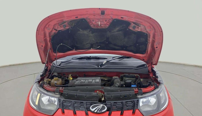 2018 Mahindra KUV 100 NXT K2 P 6 STR, Petrol, Manual, 1,22,395 km, Open Bonet
