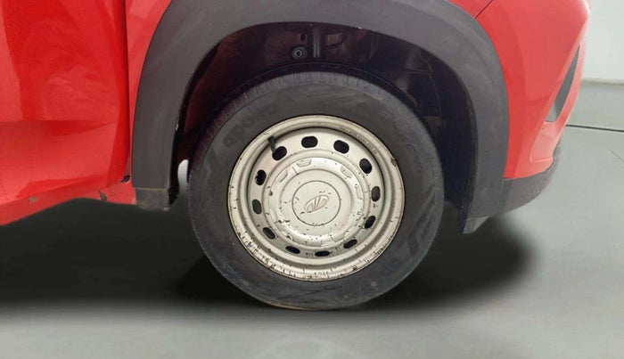 2018 Mahindra KUV 100 NXT K2 P 6 STR, Petrol, Manual, 1,22,395 km, Right Front Wheel