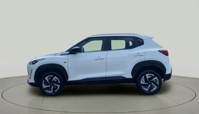 2023 Nissan MAGNITE XE, Petrol, Manual, 10,007 km, Left Side