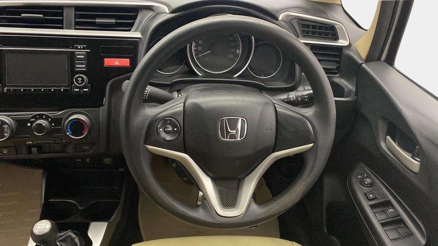 2015 Honda Jazz 1.2L I-VTEC SV, Petrol, Manual, 82,098 km, Steering Wheel Close Up