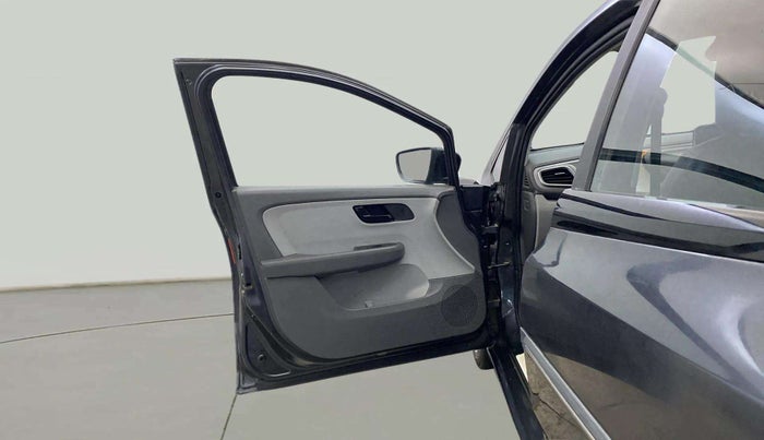 2020 Tata ALTROZ XT PETROL, Petrol, Manual, 64,771 km, LHS Front Door