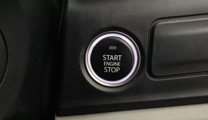 2020 Tata ALTROZ XT PETROL, Petrol, Manual, 64,771 km, Keyless Start/ Stop Button