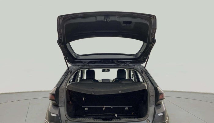 2020 Tata ALTROZ XT PETROL, Petrol, Manual, 64,771 km, Boot Door Open