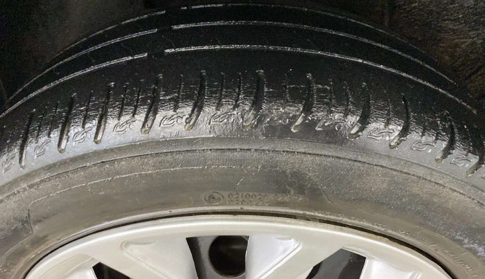2020 Tata ALTROZ XT PETROL, Petrol, Manual, 64,771 km, Left Front Tyre Tread