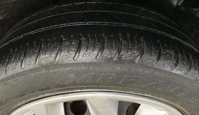 2020 Tata ALTROZ XT PETROL, Petrol, Manual, 64,771 km, Right Rear Tyre Tread