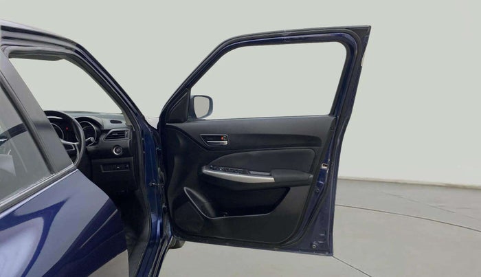2018 Maruti Swift ZXI PLUS, Petrol, Manual, 84,674 km, RHS Front Door