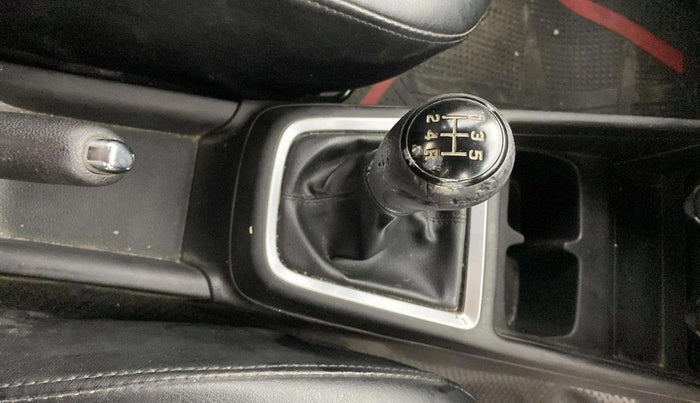 2018 Maruti Swift ZXI PLUS, Petrol, Manual, 84,674 km, Gear Lever