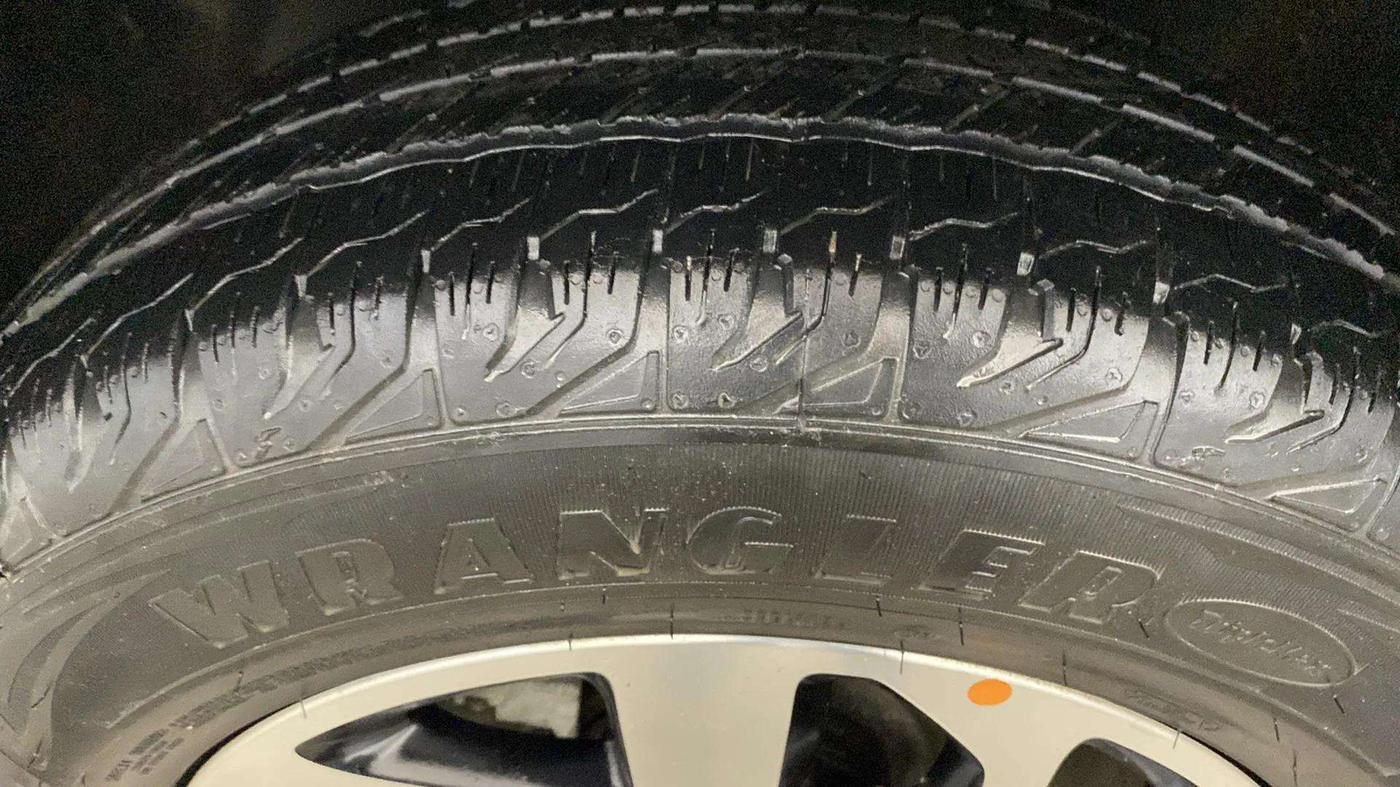 2022 Tata Safari XM, Diesel, Manual, 13,331 km, Left Rear Tyre Tread