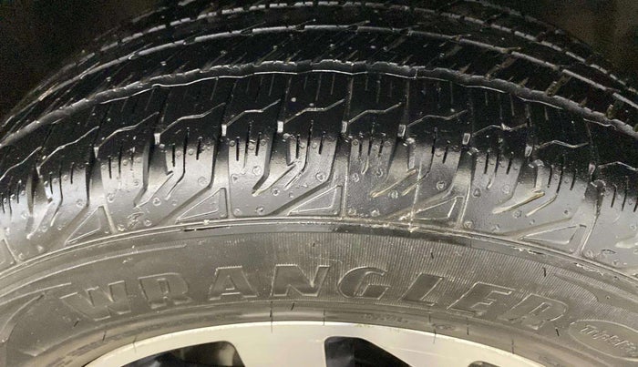 2022 Tata Safari XM, Diesel, Manual, 12,892 km, Right Front Tyre Tread