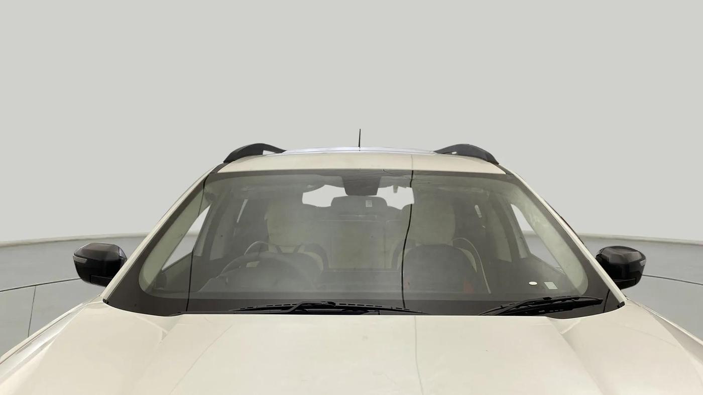 2022 Tata Safari XM, Diesel, Manual, 13,331 km, Front Windshield