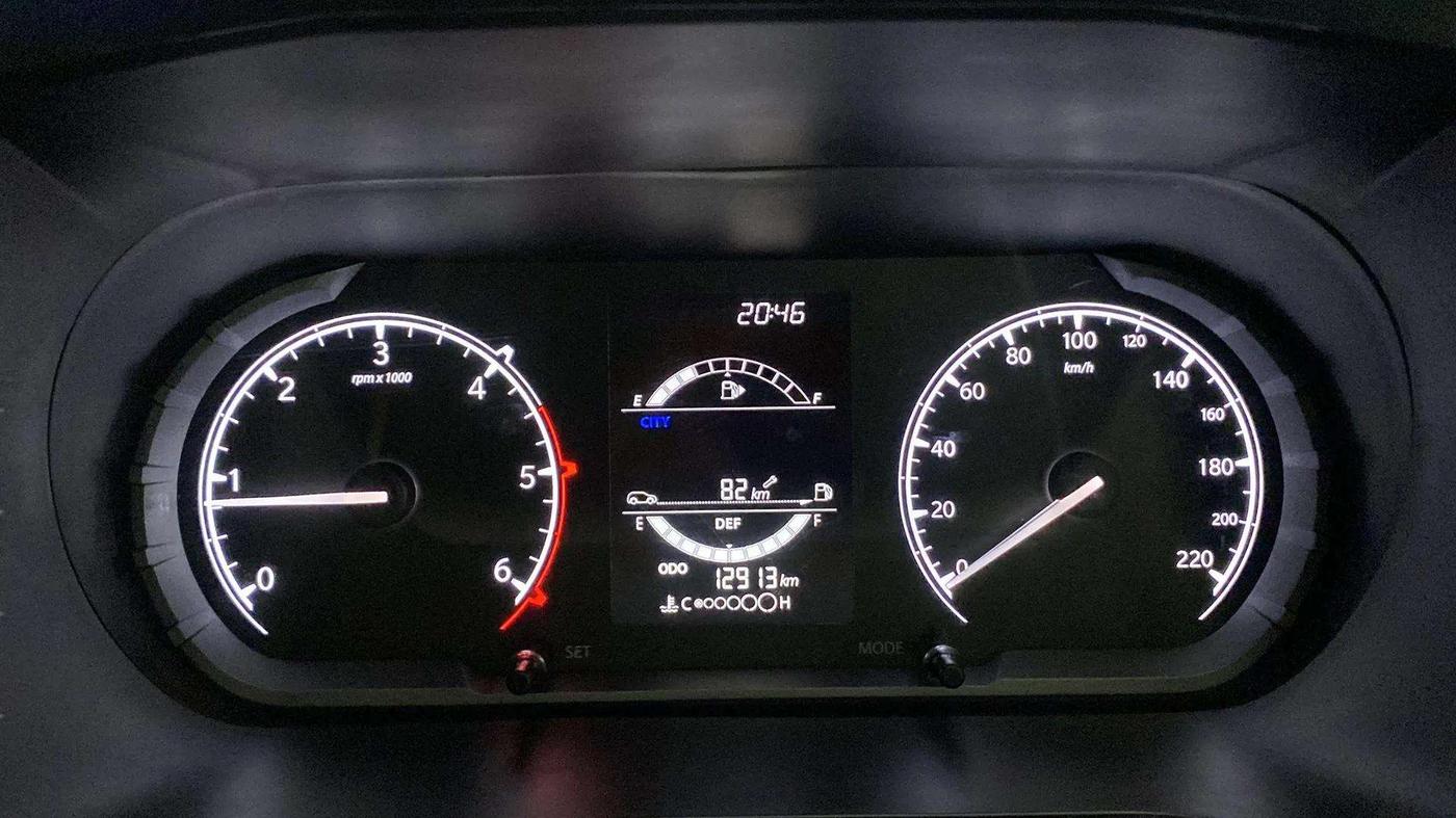 2022 Tata Safari XM, Diesel, Manual, 13,331 km, Odometer Image