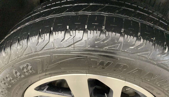 2022 Tata Safari XM, Diesel, Manual, 12,892 km, Right Rear Tyre Tread