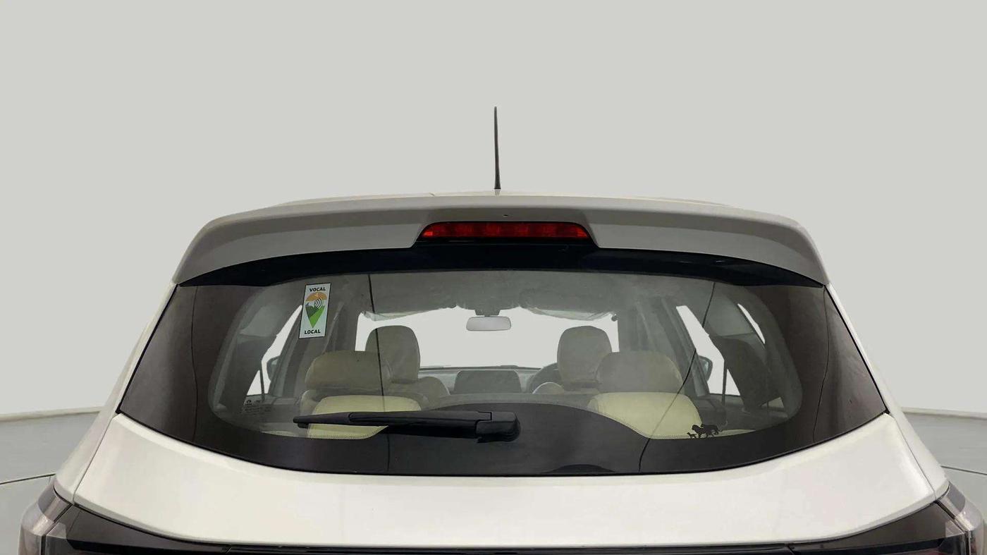 2022 Tata Safari XM, Diesel, Manual, 13,331 km, Rear Windshield