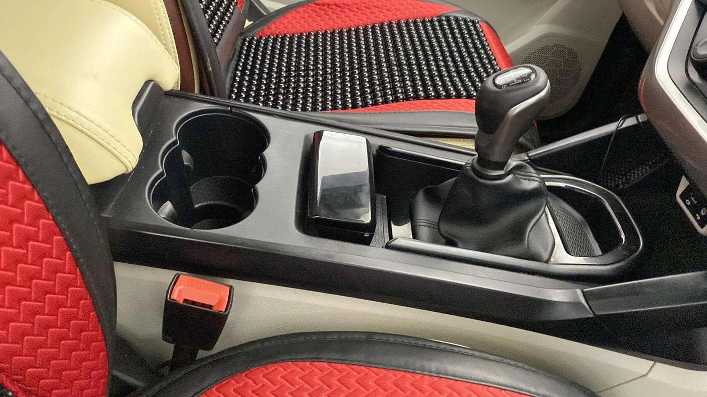 2022 Tata Safari XM, Diesel, Manual, 13,331 km, Gear Lever
