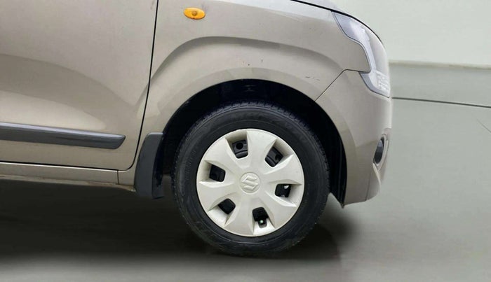 2020 Maruti New Wagon-R VXI 1.2, Petrol, Manual, 32,926 km, Right Front Wheel