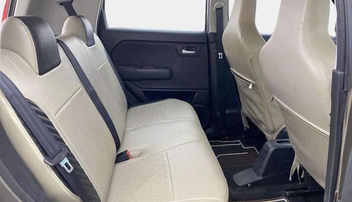 2020 Maruti New Wagon-R VXI 1.2, Petrol, Manual, 32,926 km, Right Side Rear Door Cabin
