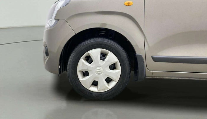 2020 Maruti New Wagon-R VXI 1.2, Petrol, Manual, 32,926 km, Left Front Wheel