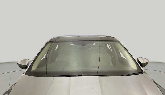 2017 Skoda Superb L&K 1.8 TSI AT, Petrol, Automatic, 87,280 km, Front Windshield