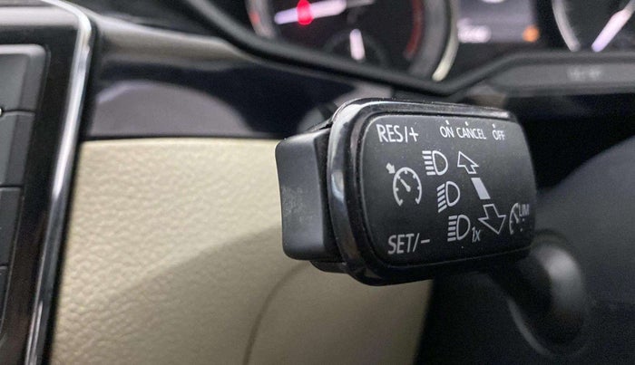 2017 Skoda Superb L&K 1.8 TSI AT, Petrol, Automatic, 87,280 km, Adaptive Cruise Control