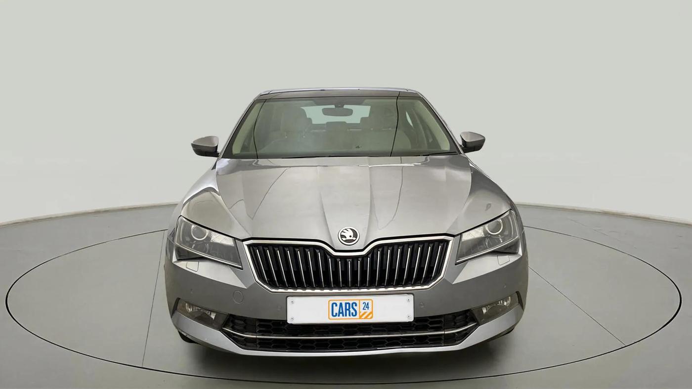 2017 Skoda Superb L&K 1.8 TSI AT, Petrol, Automatic, 87,280 km, Front