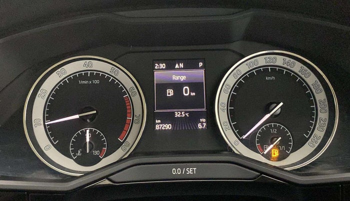 2017 Skoda Superb L&K 1.8 TSI AT, Petrol, Automatic, 87,280 km, Odometer Image