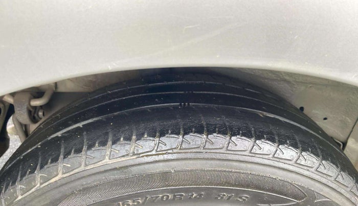 2014 Maruti Celerio VXI, Petrol, Manual, 87,754 km, Right Rear Tyre Tread