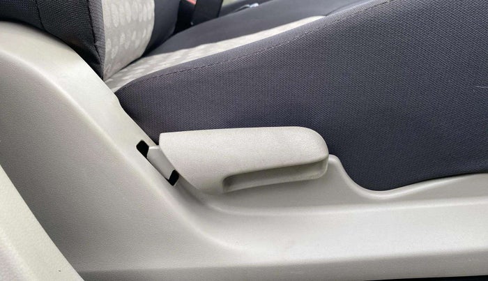 2014 Maruti Celerio VXI, Petrol, Manual, 87,754 km, Driver Side Adjustment Panel