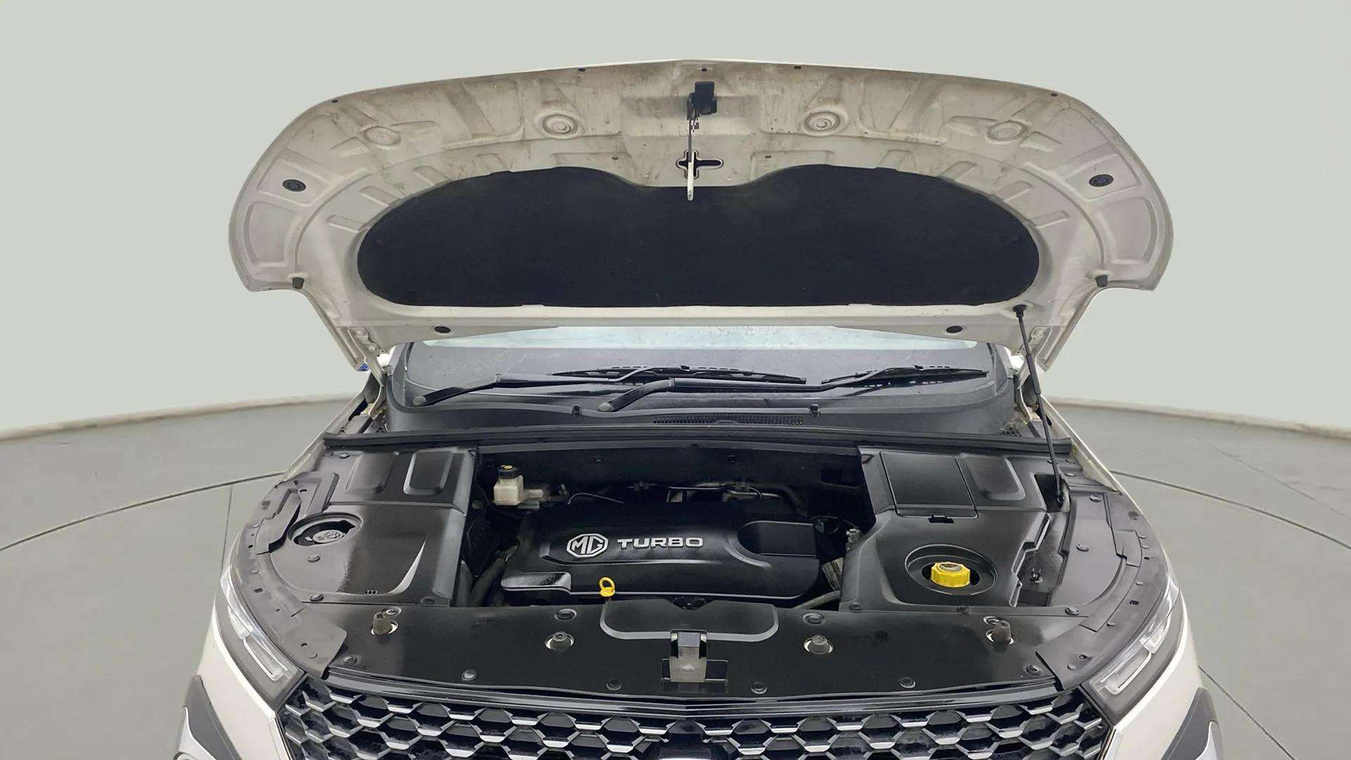 Engine-Full-View-With-Bonnet-Open-13