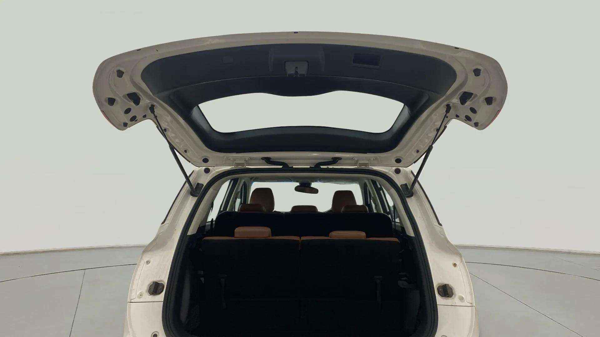 Boot-Open-Top-Half-View-43