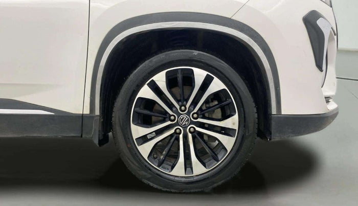 2021 MG HECTOR PLUS SELECT 2.0 DIESEL TURBO MT 7-STR, Diesel, Manual, 60,387 km, Right Front Wheel