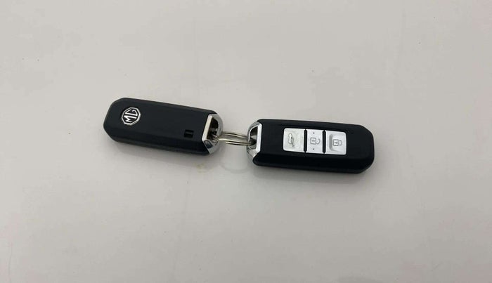2021 MG HECTOR PLUS SELECT 2.0 DIESEL TURBO MT 7-STR, Diesel, Manual, 60,387 km, Key Close Up