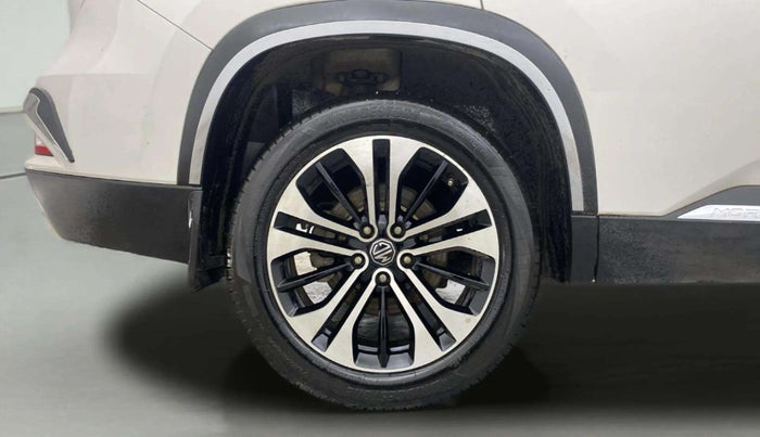 2021 MG HECTOR PLUS SELECT 2.0 DIESEL TURBO MT 7-STR, Diesel, Manual, 60,387 km, Right Rear Wheel